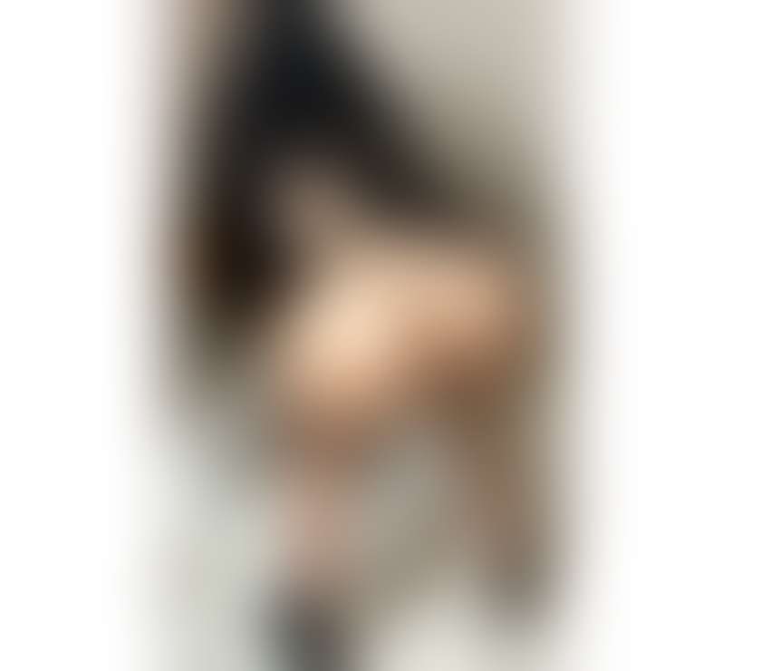 Escorts Greater Manchester Stockport - Photos for BRAZILIAN Halloween party 🎃 BBL BIG GIRL